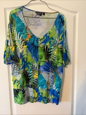 Onque Casuals Blue Green Tropical V-Neck Tunic